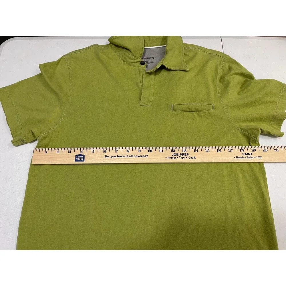 Banana Republic Men's Green Short Sleeve One Button Polo Shirt Size M